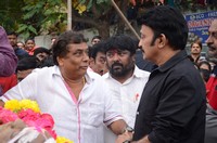 Celebrities Pay Tribute to Comedian Venu Madhav